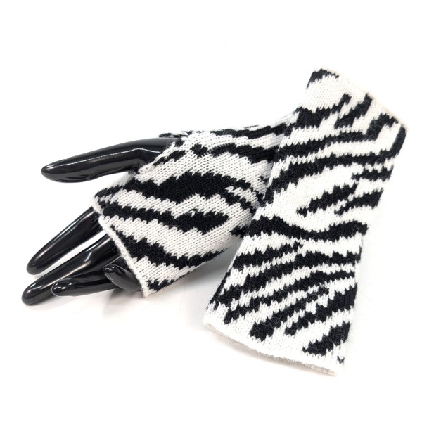 Knitted Fingerless Gloves - White Zebra Print
