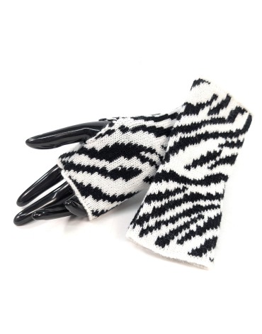 Knitted Fingerless Gloves - White Zebra Print Knitted Fingerless Gloves - White Zebra Print